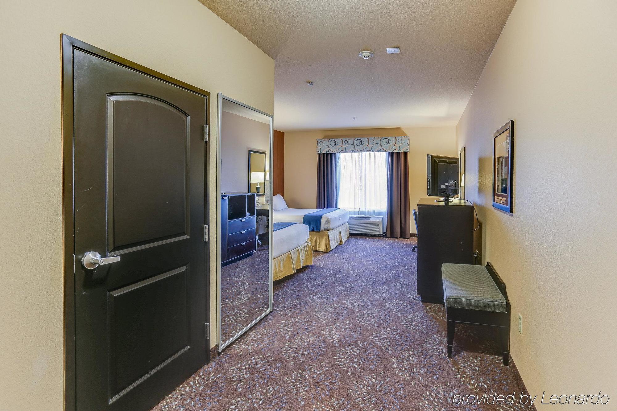 Holiday Inn Express Hotel & Suites Huntsville By Ihg Esterno foto