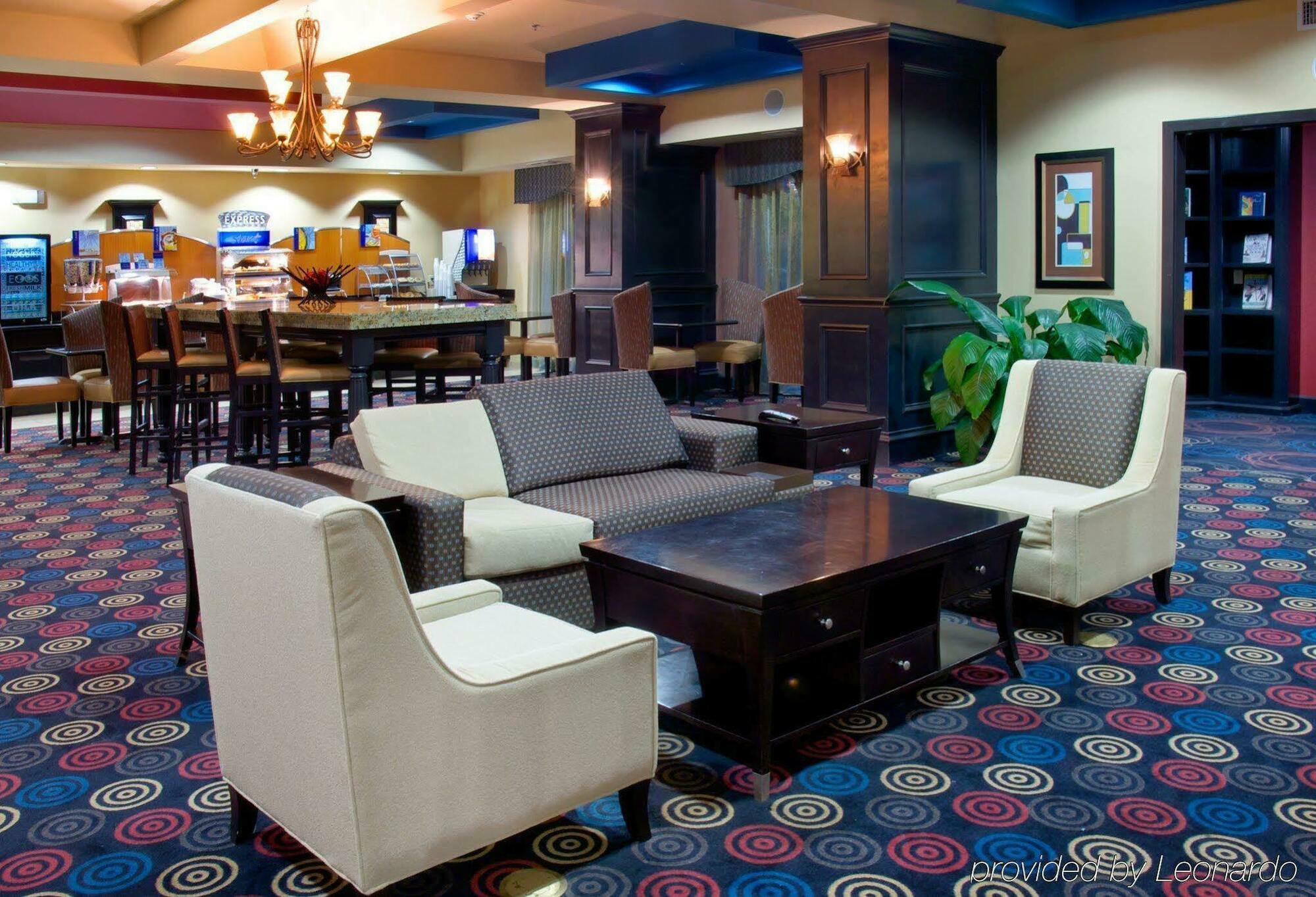 Holiday Inn Express Hotel & Suites Huntsville By Ihg Esterno foto